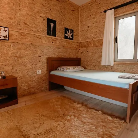 Bujtina Vjosa 3*