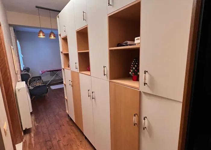 Bujtina Vjosa Pensión Memaliaj