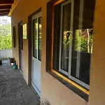 Bujtina Vjosa Pensjonat 4*