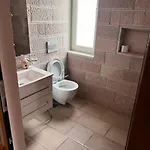 Pensjonat Bujtina Vjosa 4*